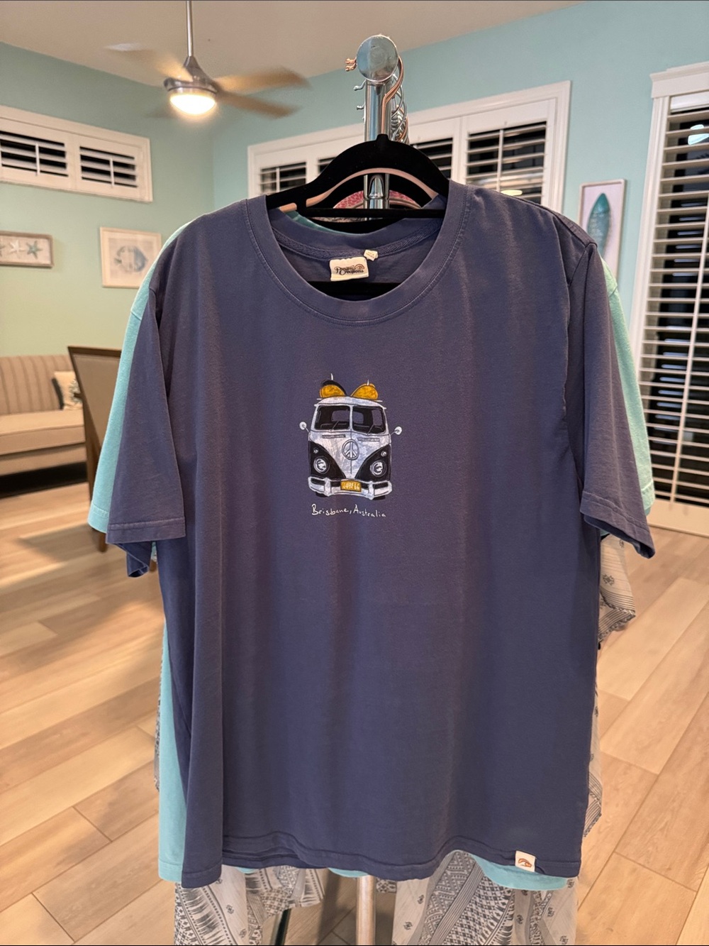 Classic Navy Graphic Tee with Camper Design - Unbranded